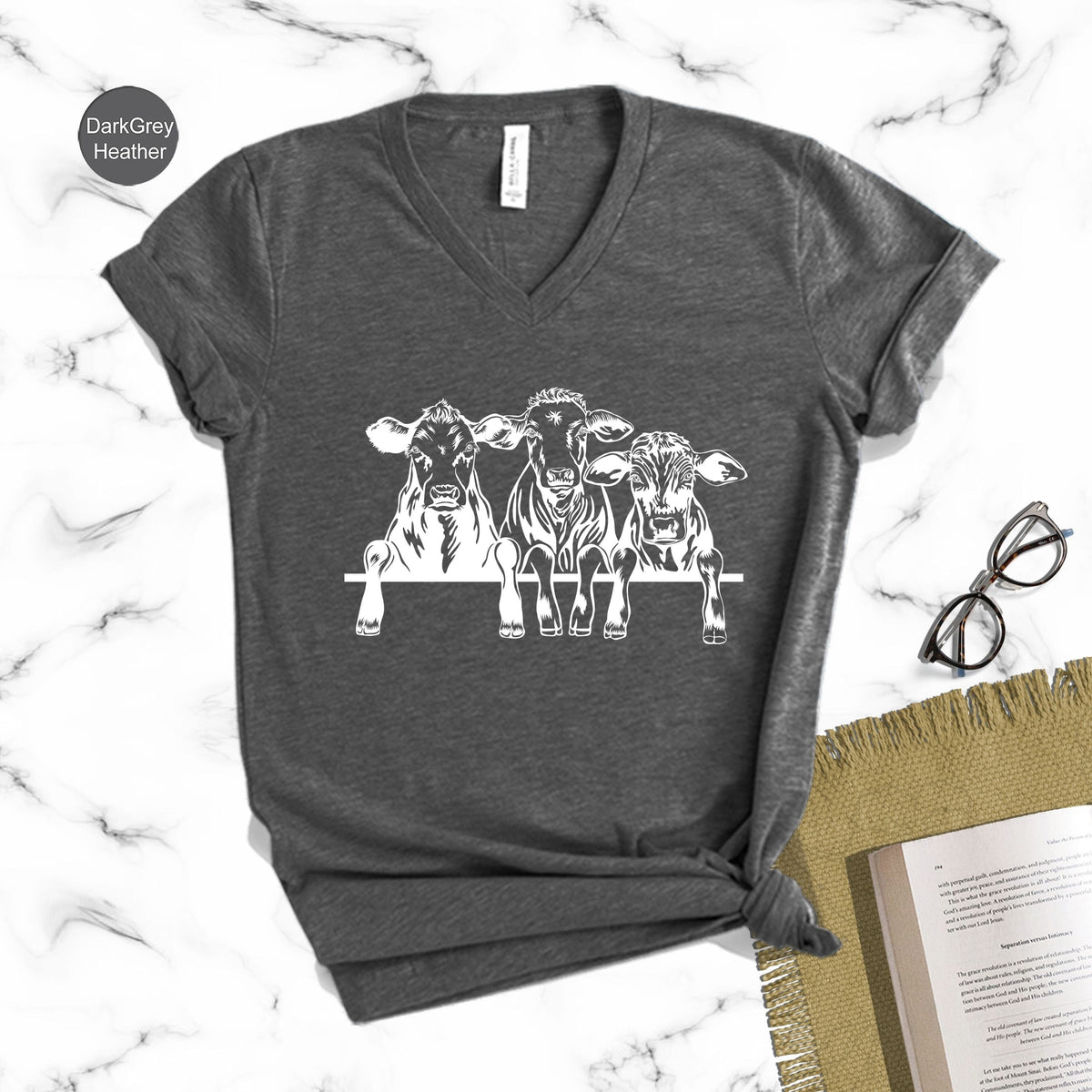 T-SHIRT - Cow Lover Unisex Shirt, Animal Shirt